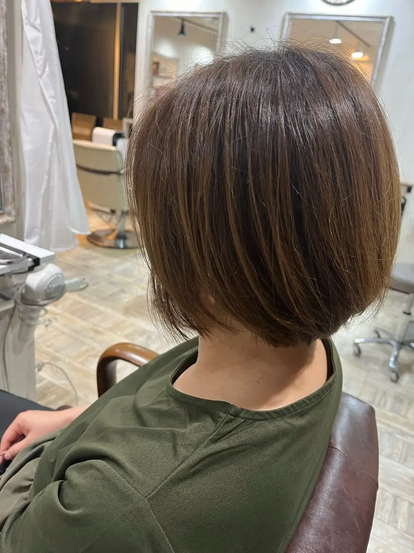 ショート キンサダ ワンリダのヘアスタイル