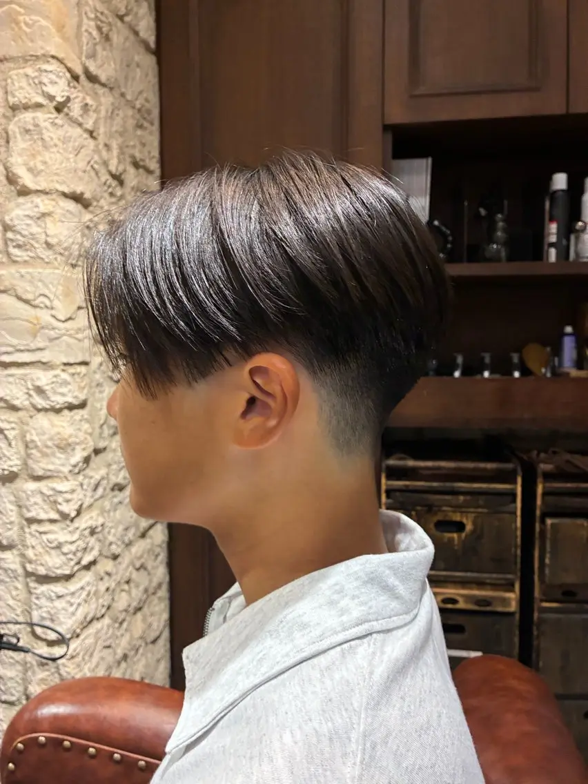 メンズ 縮毛矯正/艶カラー アオキタイキのヘアスタイル