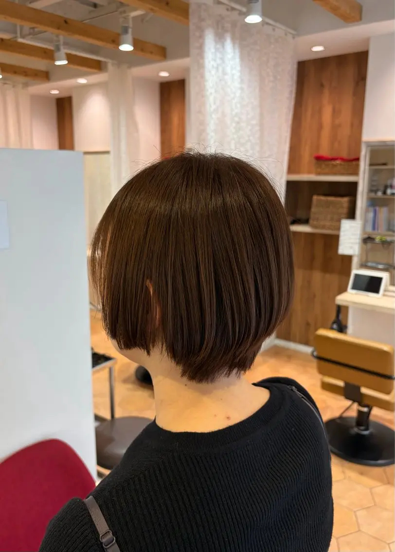 ショート カラー 山川 大翔のヘアスタイル