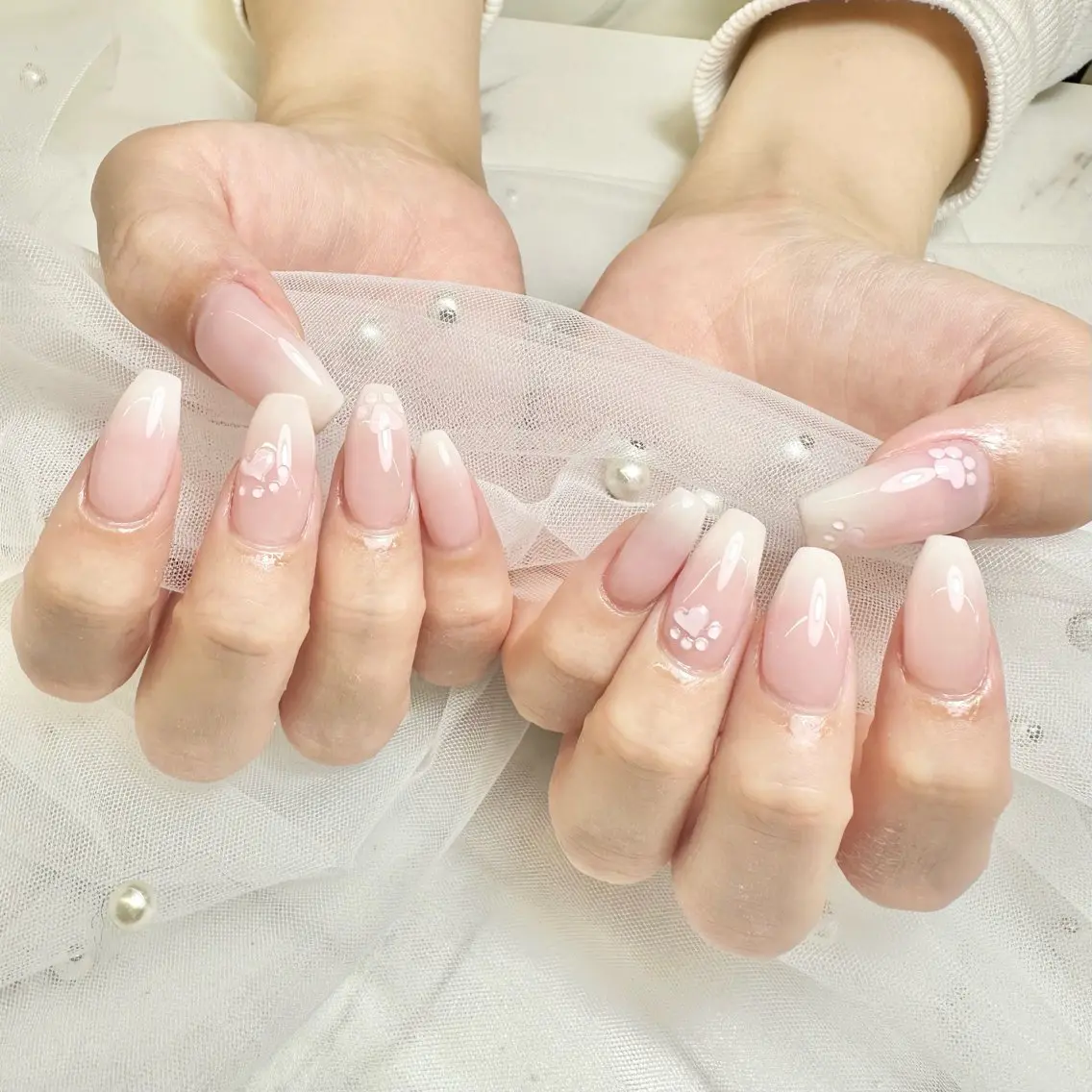 ネイル nami🐰🎀 ガーリー/堺筋本町のネイルデザイン