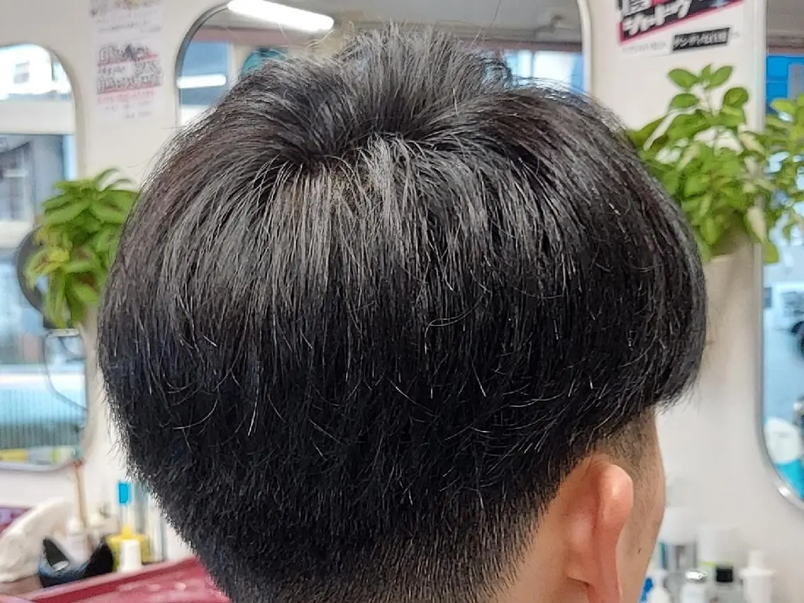 ミディアム カット ヘアカラー 河合 勇喜のヘアスタイル