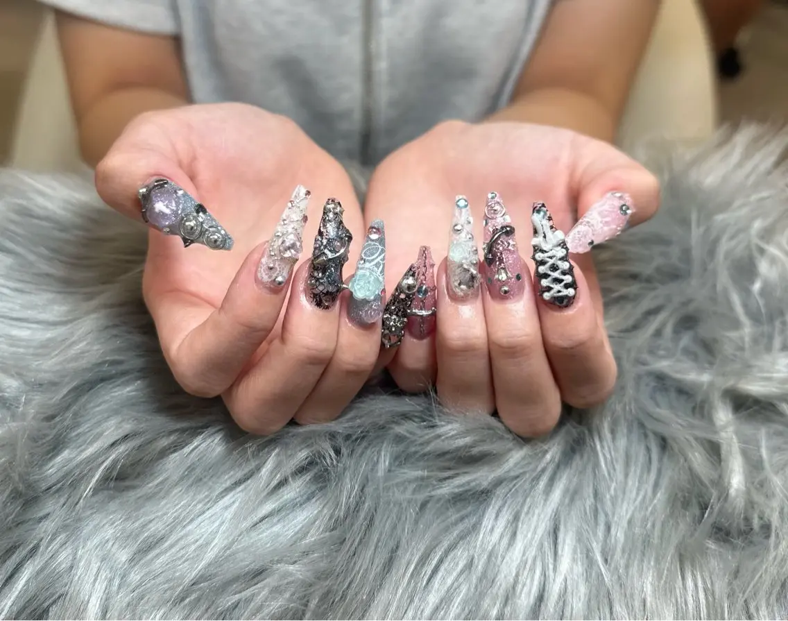 ネイル ハンドネイル ハンドケア Anh Nail 歌舞伎町のネイルデザイン