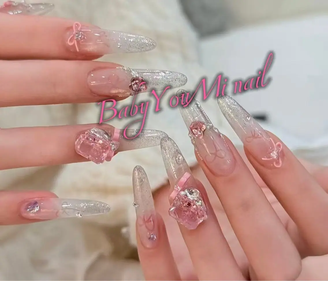 ネイル オーロラネイル チークネイル 成人式 フットネイル フレンチネイル ハンドネイル BabyYouMi nailのネイルデザイン