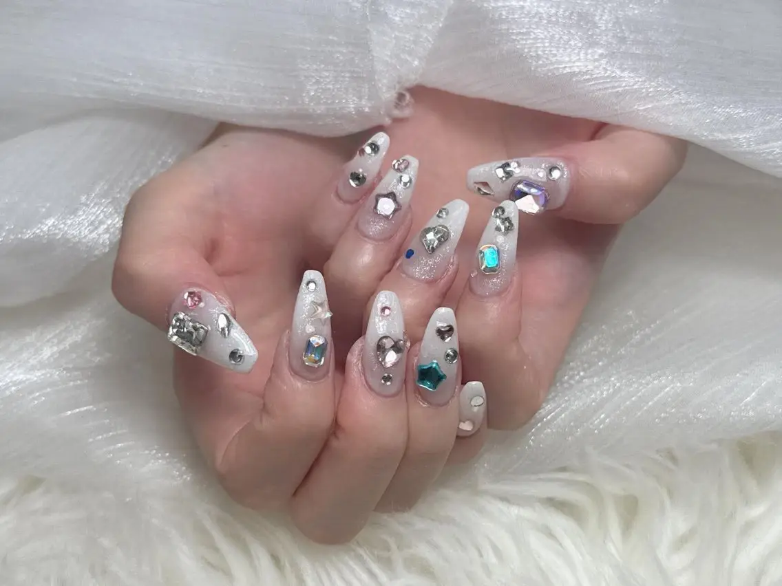 ネイル 水色 マグネットネイル ニュアンスネイル オフィスネイル ワンカラーネイル ハンドネイル Squen Nail shinjukuのネイルデザイン