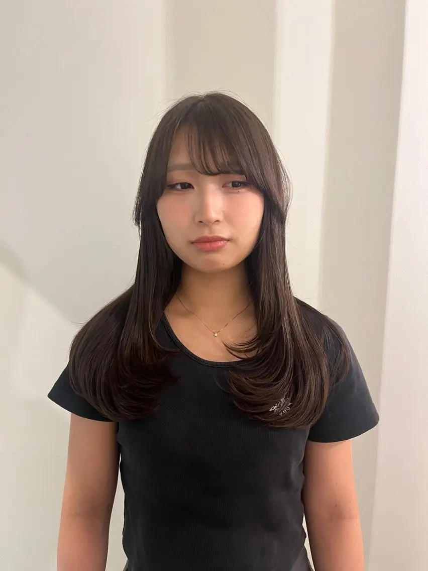 ロング カラー レイヤーカット カット ヘアカラー トリートメント 山本 彩香のヘアスタイル