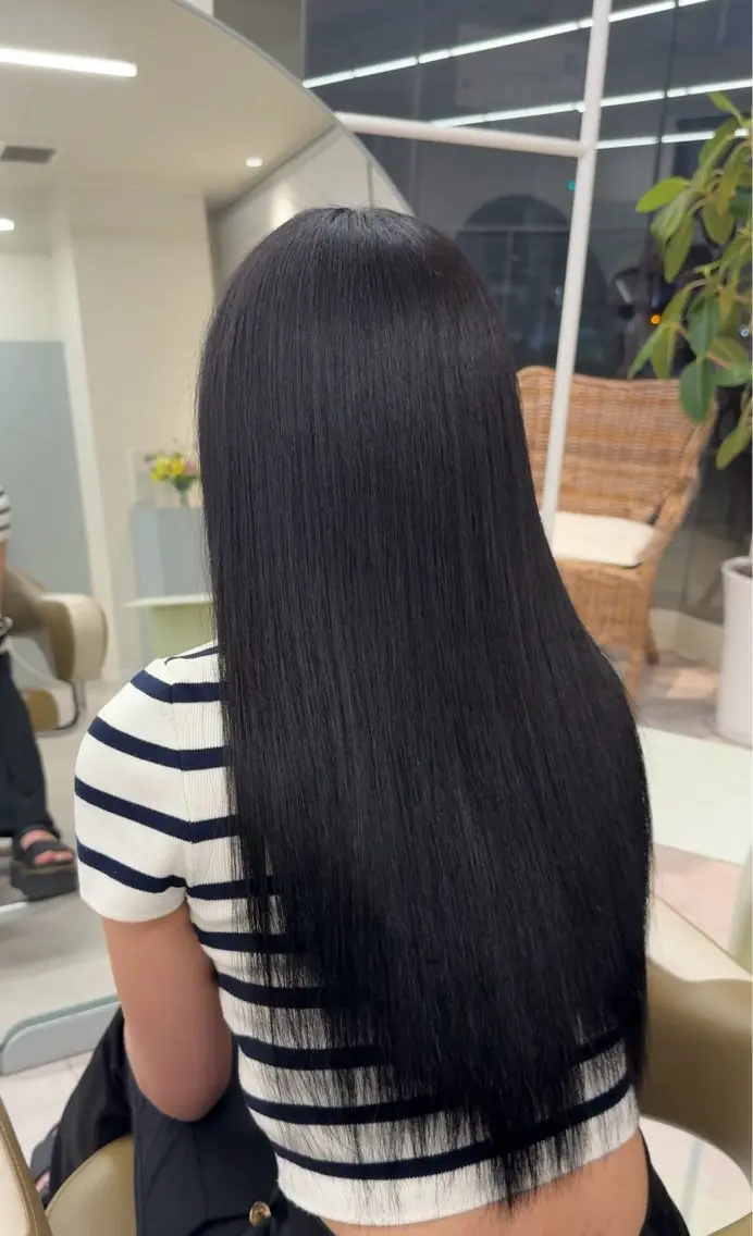 ロング カラー 透明感カラー 日吉 里緒のヘアスタイル