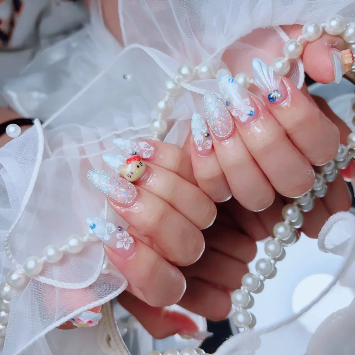 ネイル ハンドネイル Nailsalon Spina 琴美のマツエク・マツパデザイン