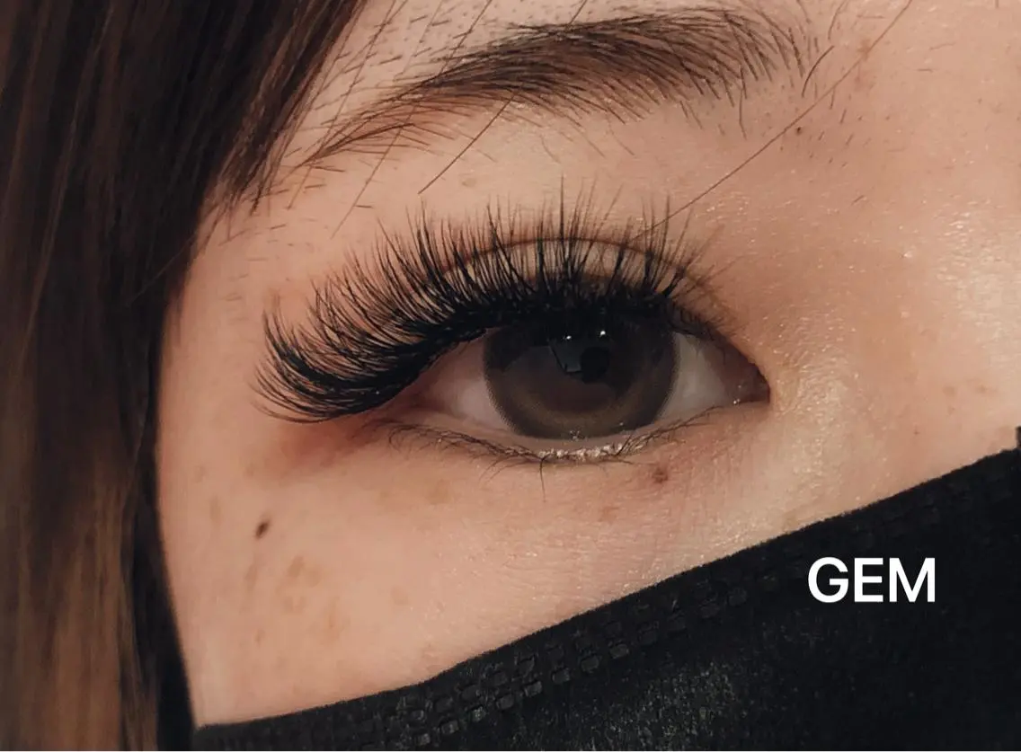 マツエク・マツパ ボリュームラッシュ GEM beautyのマツエク・マツパデザイン