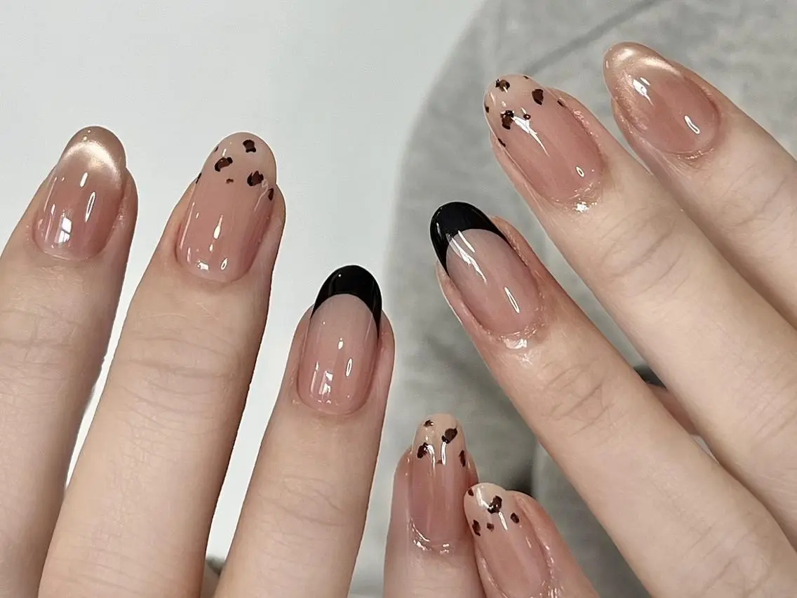 ネイル ストーンネイル ハンドネイル 🎀Best Nail🎀のネイルデザイン