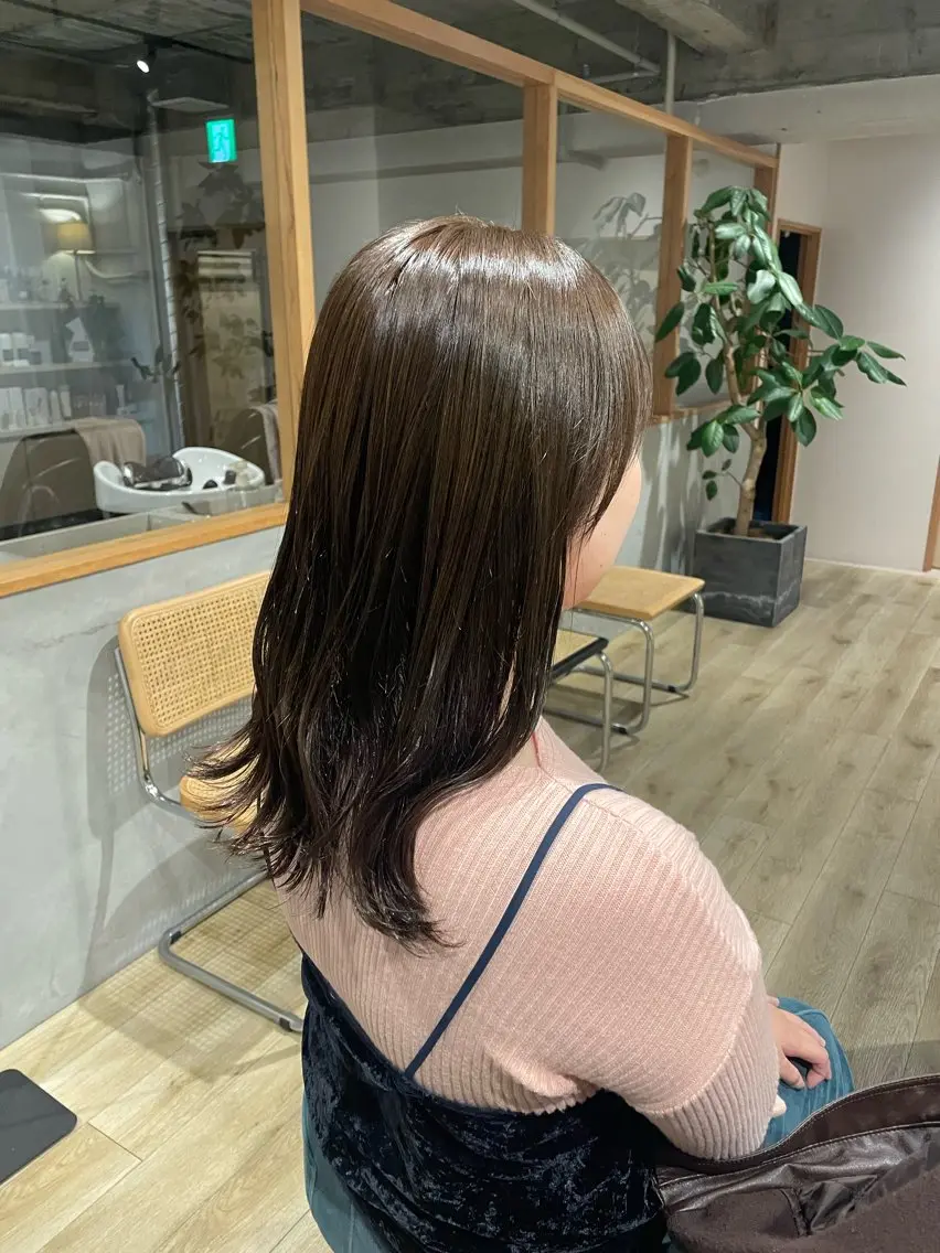 セミロング カラー ブリーチ 透明感カラー ダブルカラー ブリーチなしカラー まとい  ︎︎のヘアスタイル