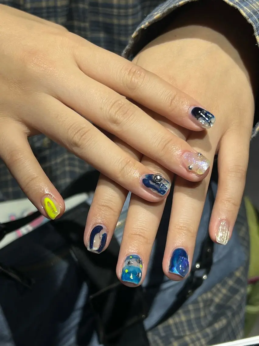 ネイル ハンドネイル Hata nail 🎀個性派ニュアンスのネイルデザイン