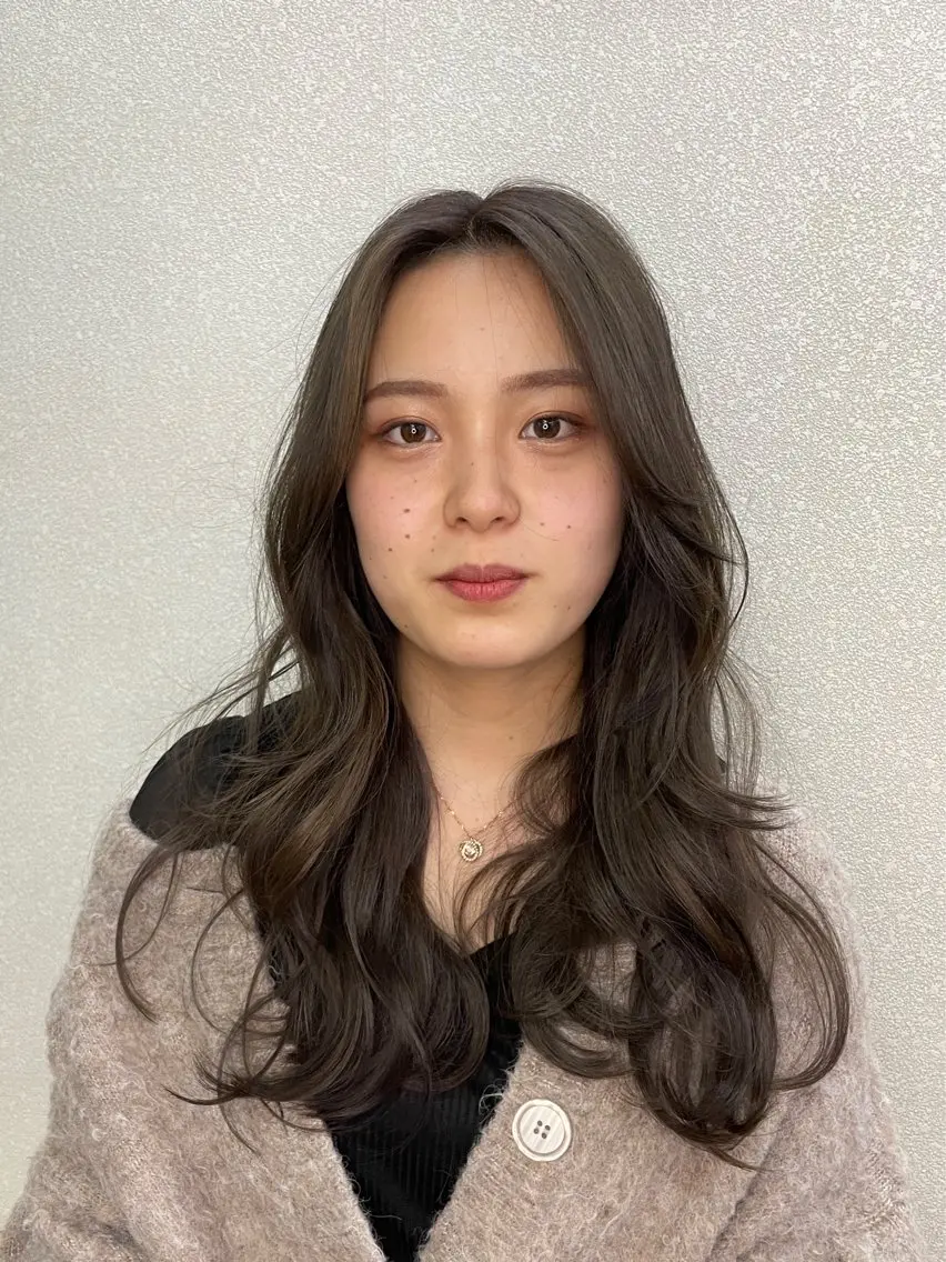 ロング ヘアカラー トリートメント 🦖JIN HAIR DESIGN🦖のヘアスタイル