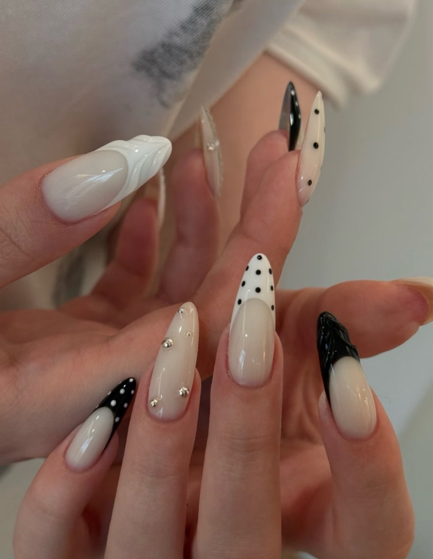 ネイル ドット Lily nail salonのネイルデザイン