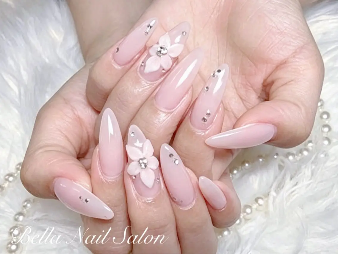 ネイル ハンドネイル Bella Nail Salonパラジェルのネイルデザイン