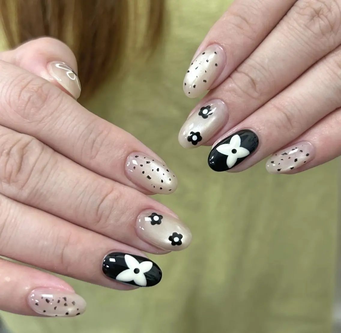 ネイル ハンドネイル Pure&Rich Nailのネイルデザイン
