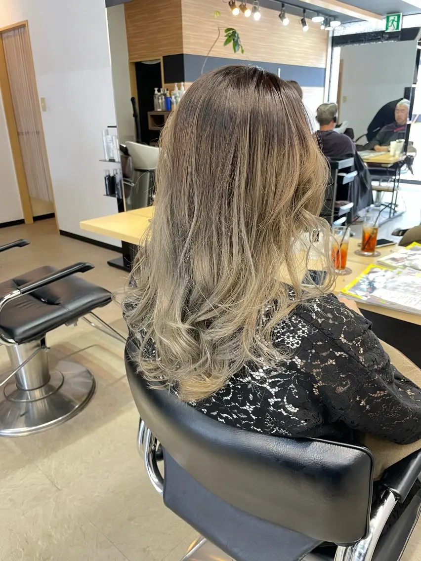 ロング カラー Hair Labo NOSH六本松店のヘアスタイル