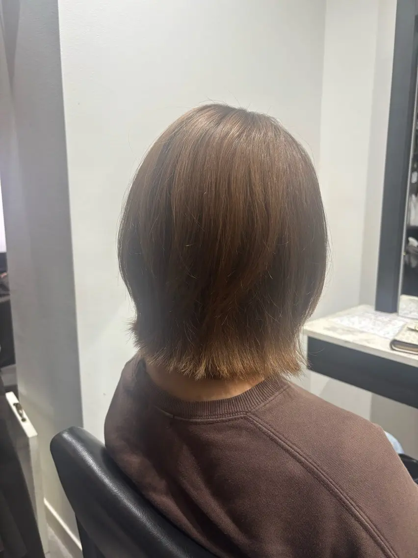 ミディアム カット Dia 佐野のヘアスタイル