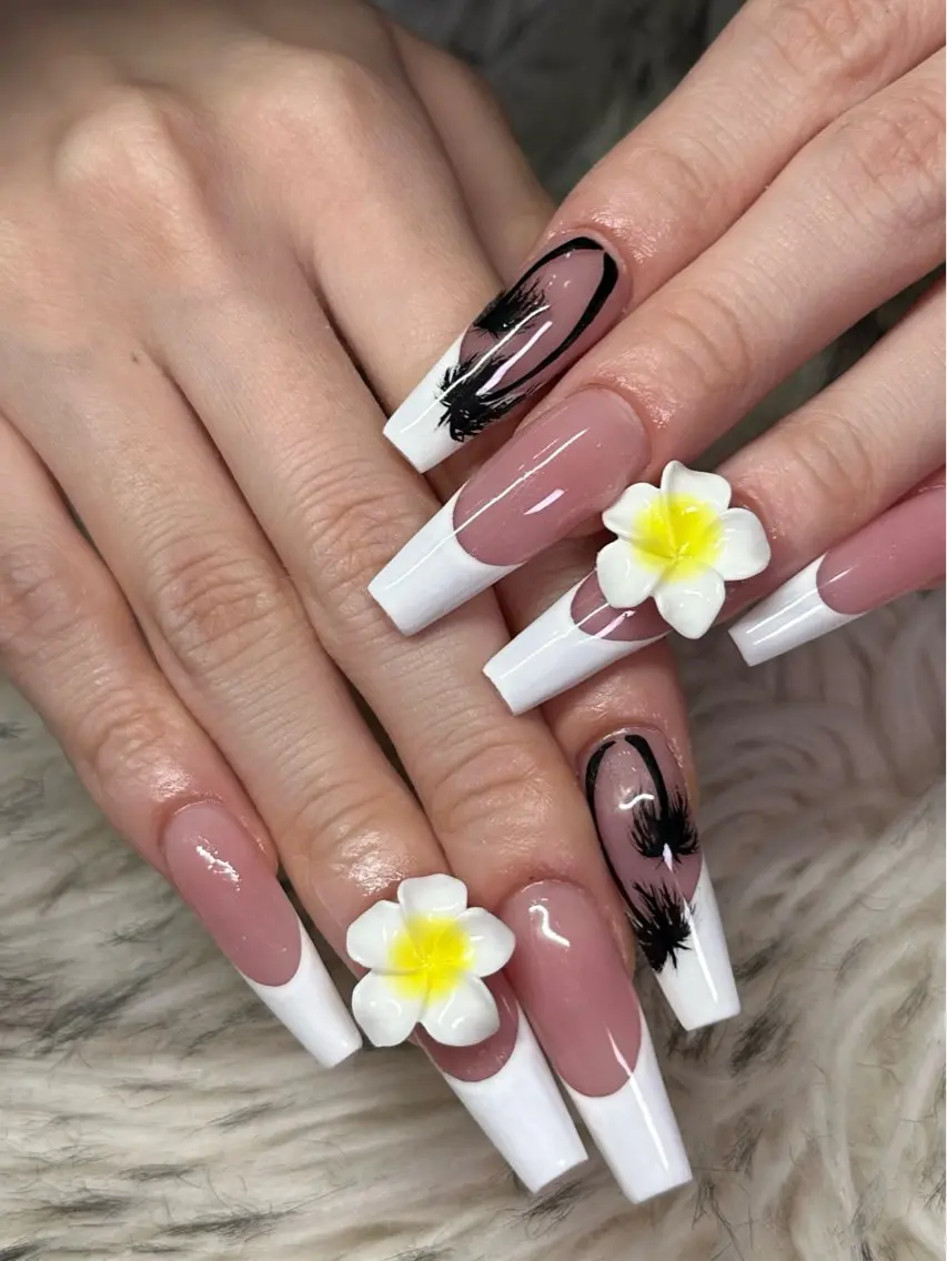 ネイル ハンドネイル nes.nail★ AYANOのネイルデザイン