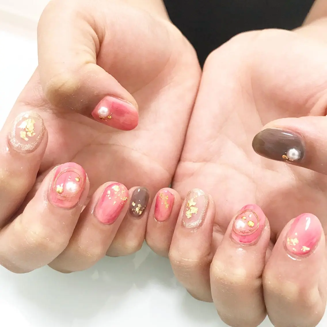 ネイル 板垣 綾乃のネイルデザイン