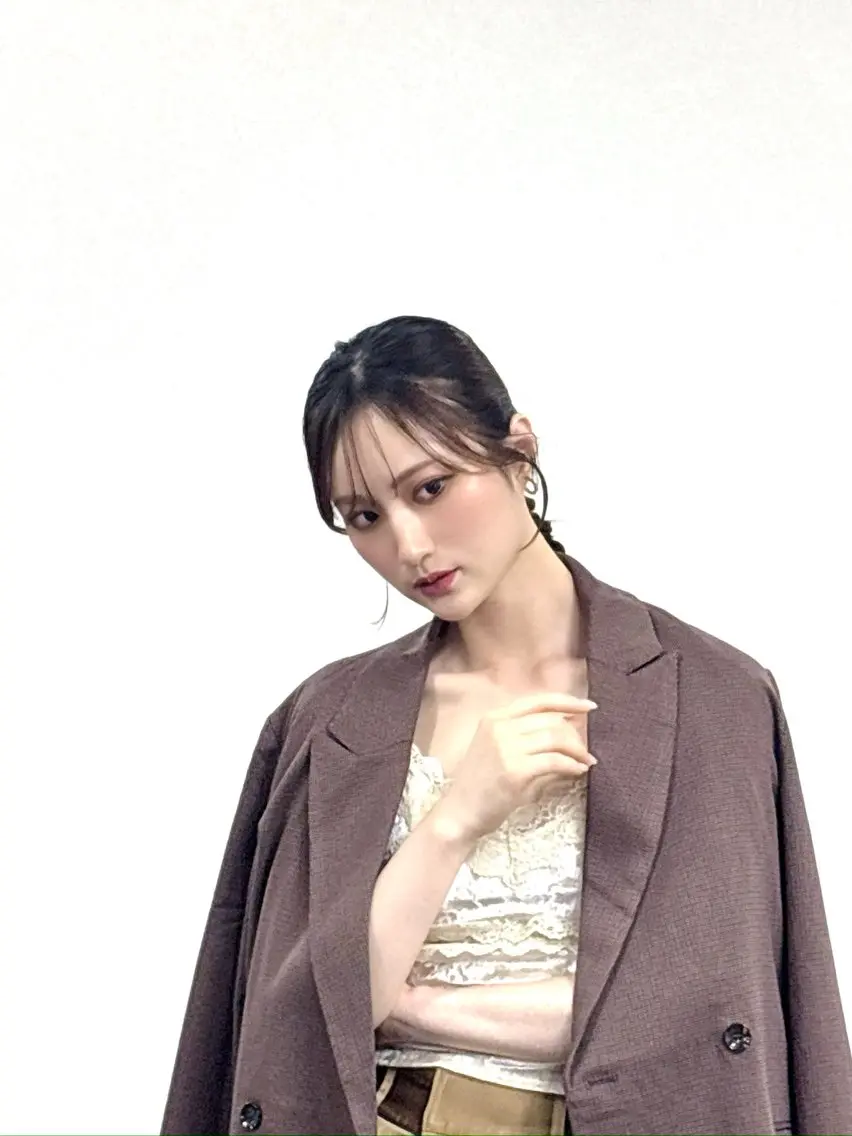 ロング カラー ヘアアレンジ 神品 幸音のヘアスタイル