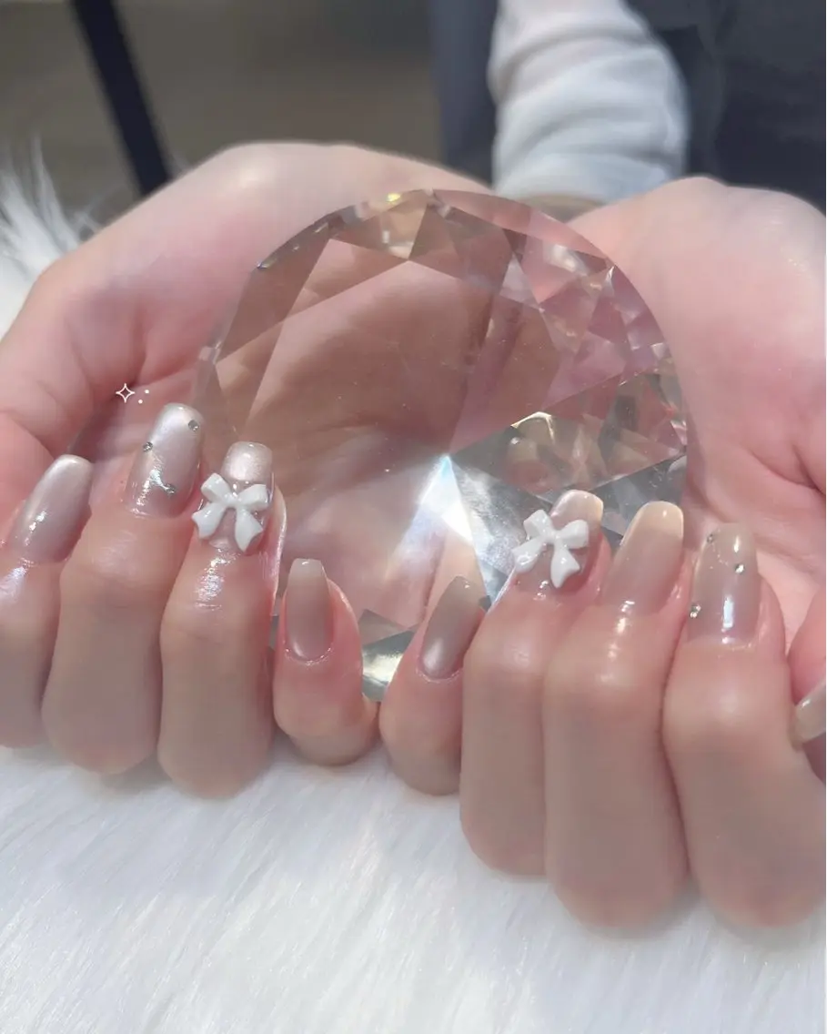 ネイル アートネイル ガーリー 韓国ネイル マグネットネイル 持ち込み KOKONA 🎀のネイルデザイン