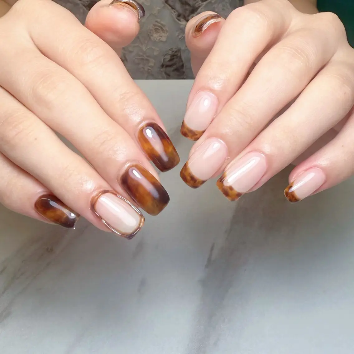 ネイル べっ甲ネイル ハンドネイル mau🩵 堺筋本町nailのネイルデザイン