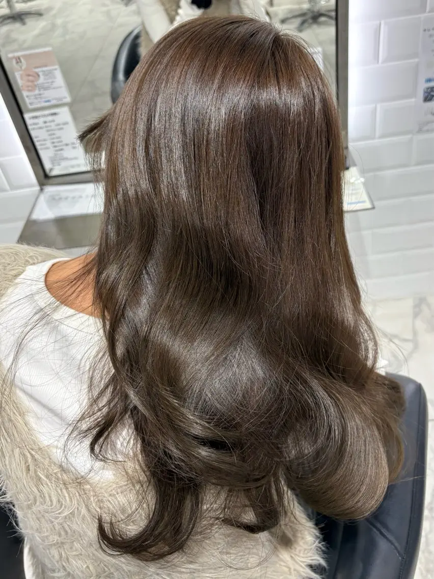 ロング カラー ベージュカラー 透明感カラー オリーブベージュ カット ヘアカラー トリートメント 透明感艶カラー/ 岡田澪香のヘアスタイル