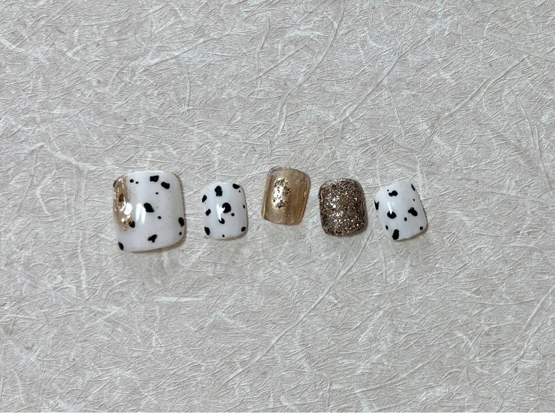 ネイル フットネイル mogunail &blowのネイルデザイン