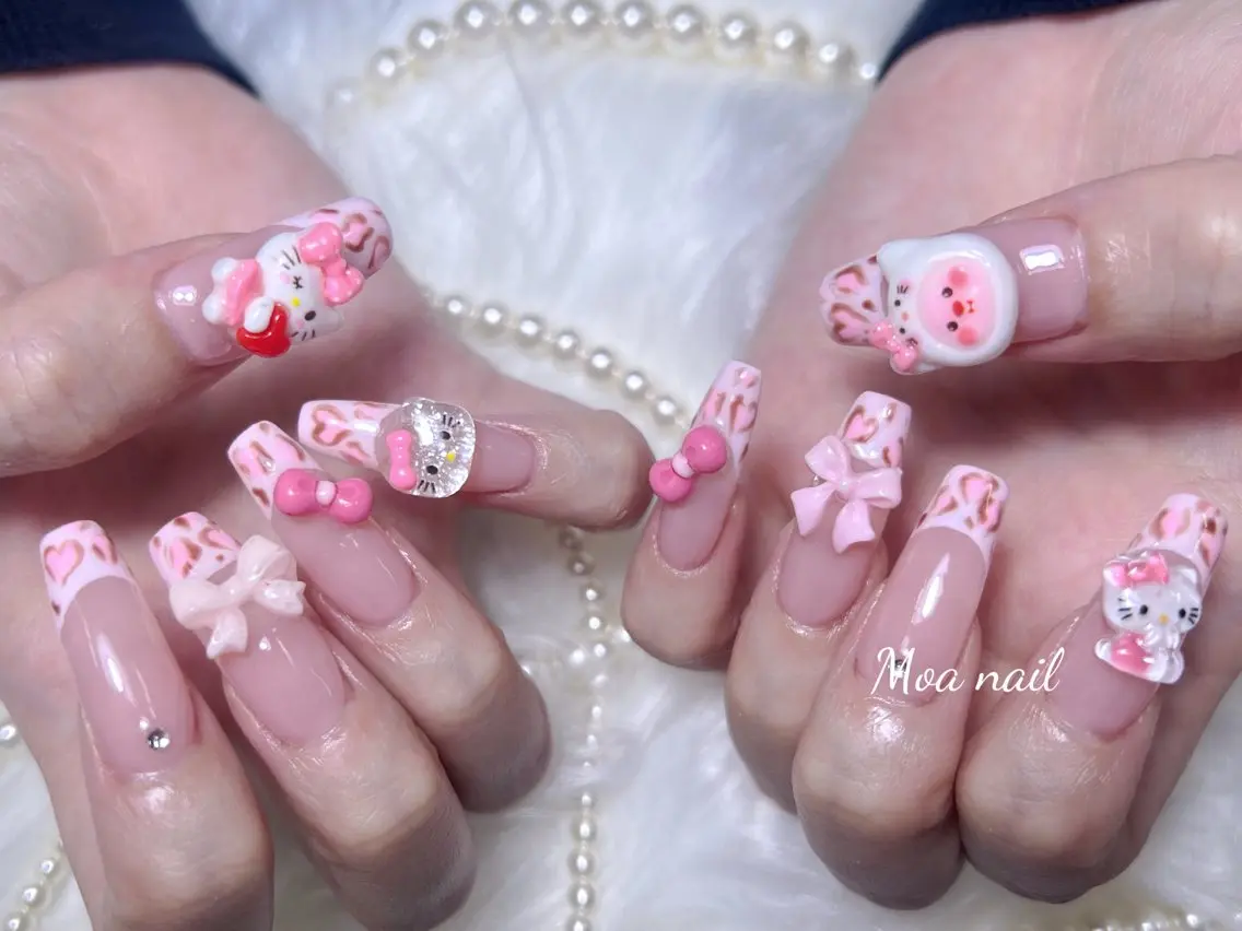 ネイル 長さ出し フレンチネイル ガラスフレンチ キラキラネイル リボン ハンドケア Moa nailのネイルデザイン