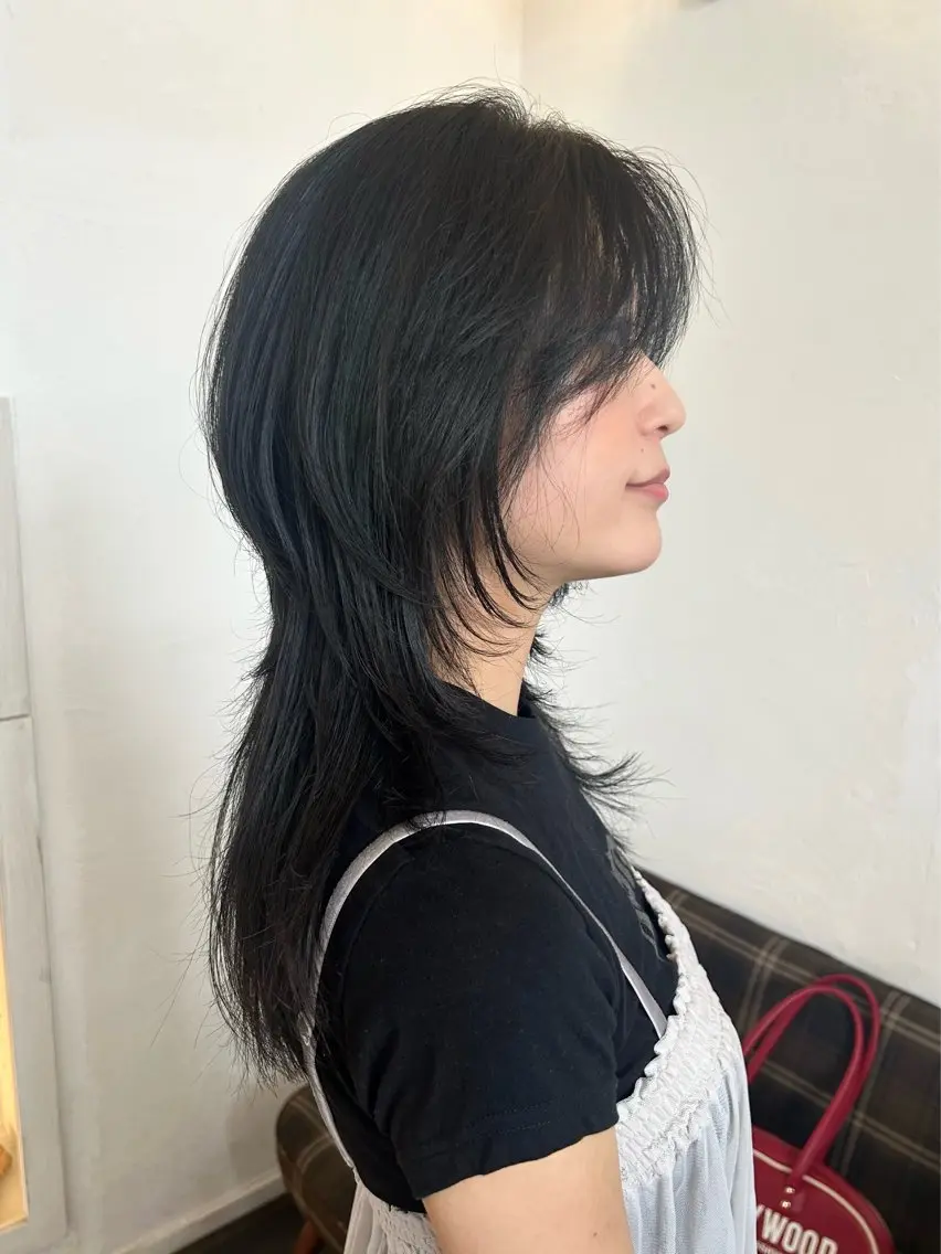 ロング カラー くびれヘア カット ヘアカラー 水谷 優華のヘアスタイル