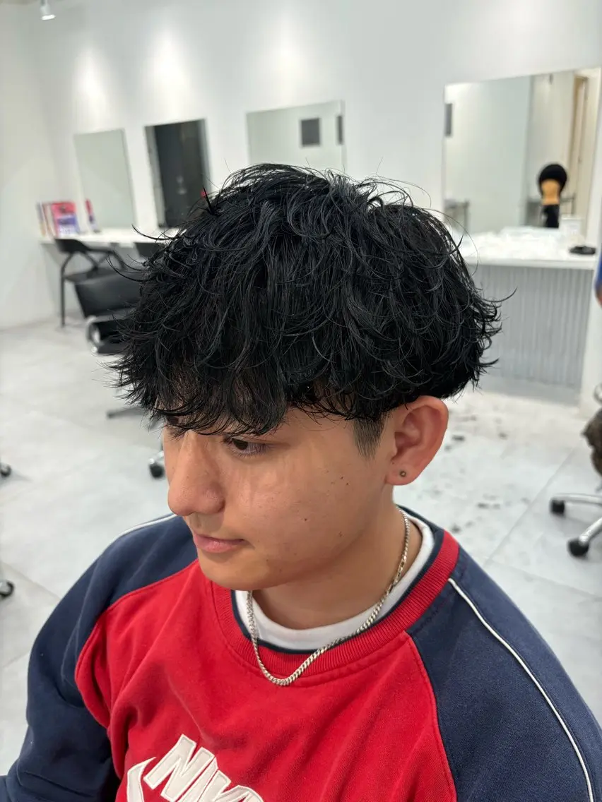 ショート カラー パーマ メンズ メンズパーマ 鈴木 悠月のヘアスタイル