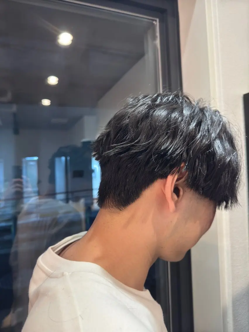メンズ 刈り上げ 池田 よしあのヘアスタイル