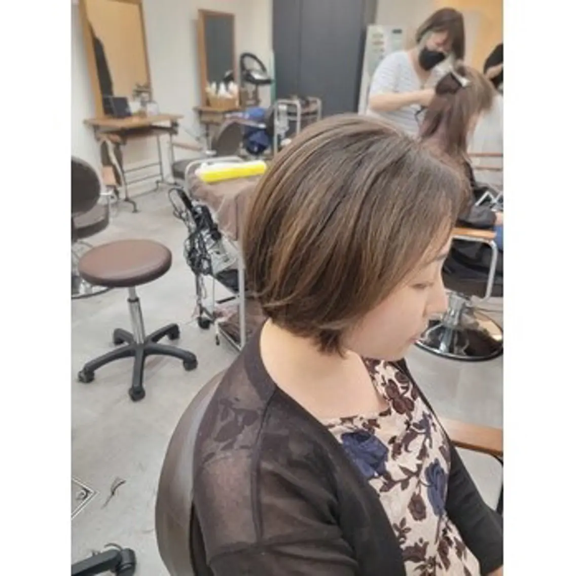ショート カラー ハイライトカラー ハイライト 浜田りほ Luxbe 博多バスターミナルのヘアスタイル