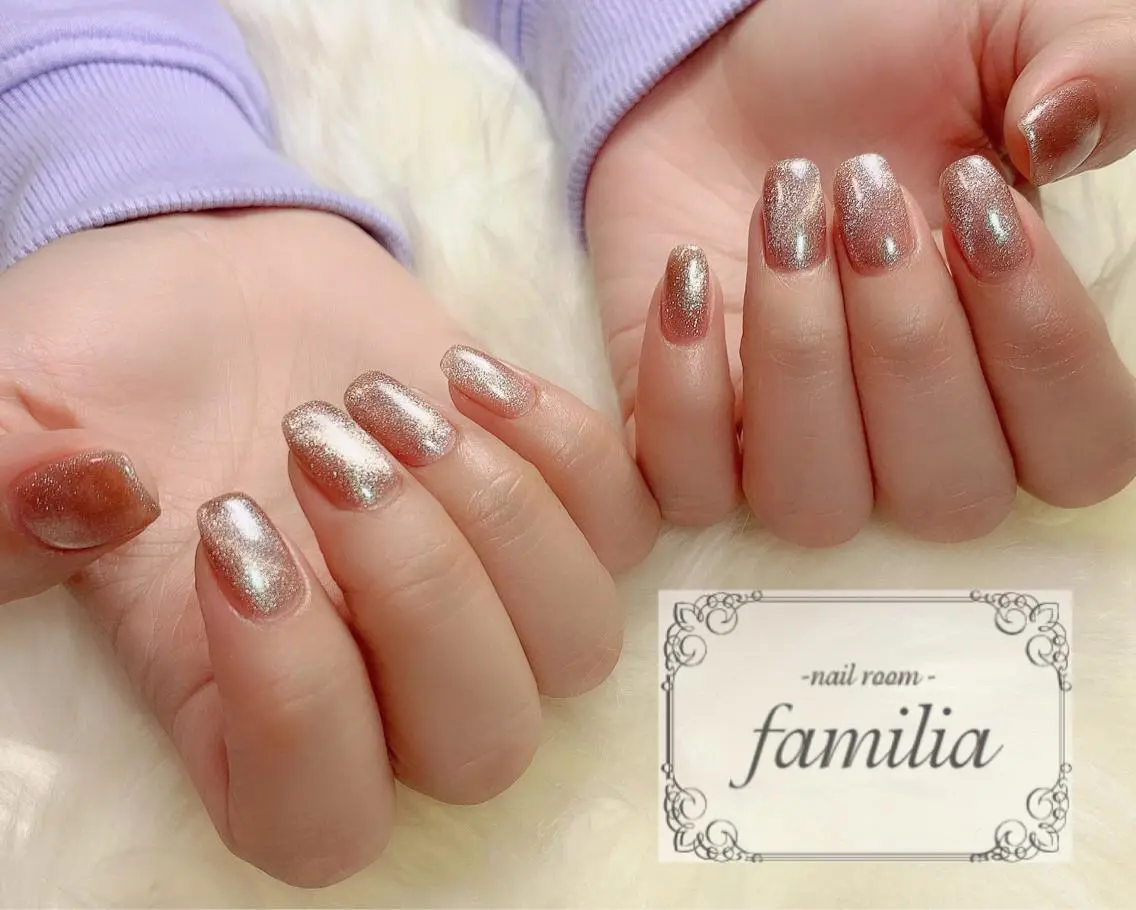 ネイル ホワイト -nailroom- familiaのネイルデザイン