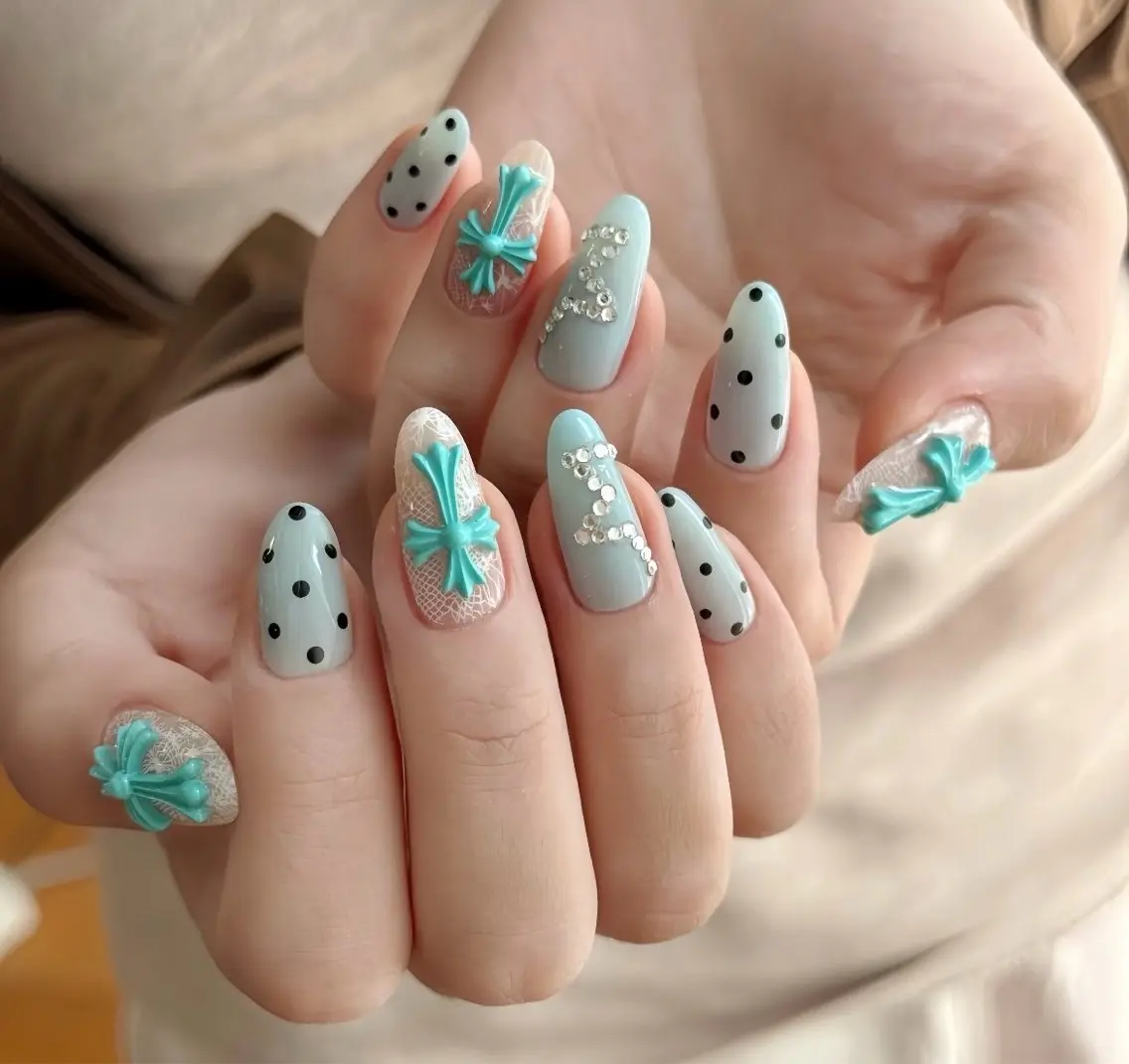 ネイル ハンドネイル queen nailのネイルデザイン