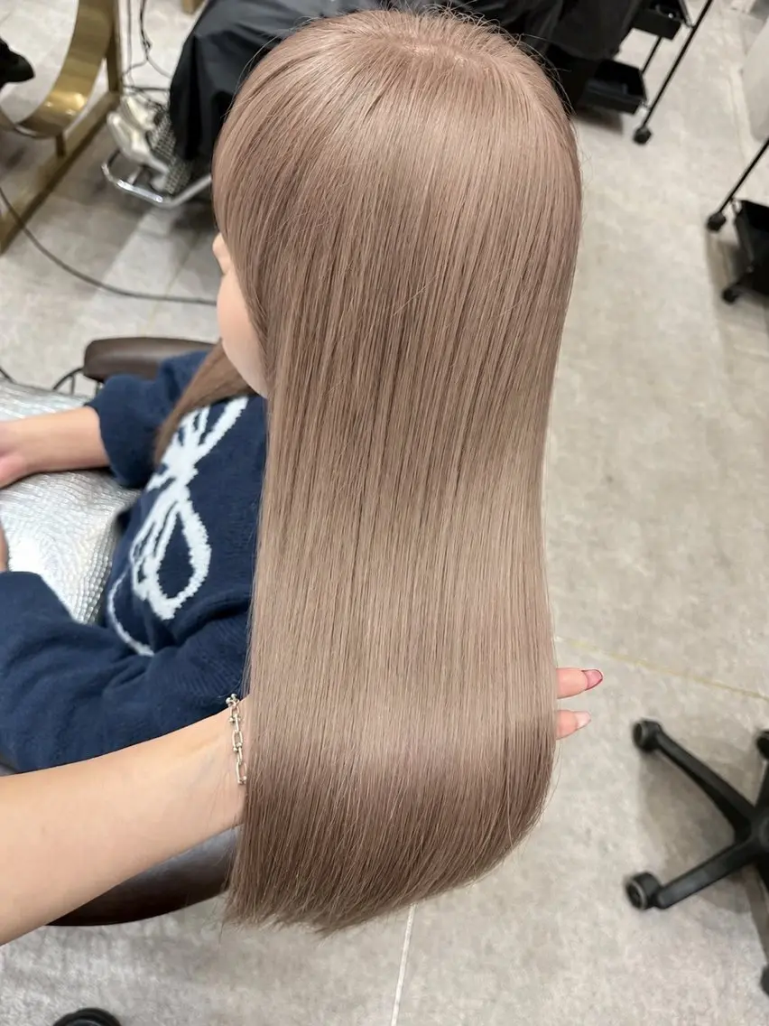 カラー 透明感カラー ハイトーンカラー ヘアカラー トリートメント ヘッドスパ Rio /ハイトーン /透明感カラーのヘアスタイル