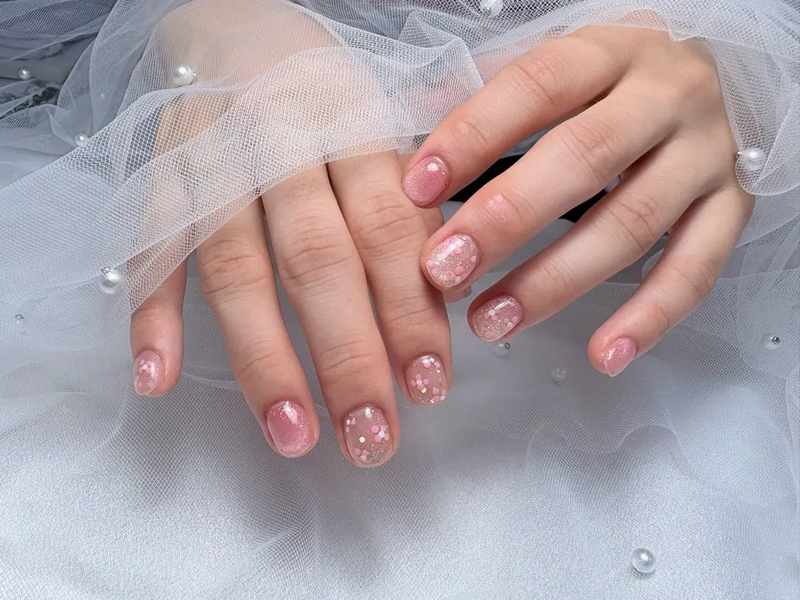ネイル フットネイル ジェルネイル キラキラネイル ラメ(グリッター) マグネットネイル ハンドネイル ハンドケア ♡Bivi♡自爪に 優しいネイルサロンのネイルデザイン