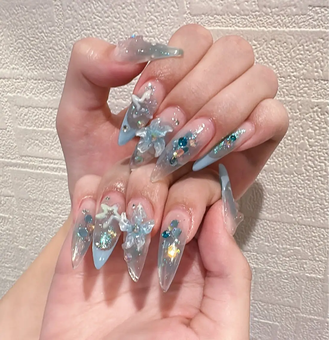 ネイル ハンドネイル Luvia harumiのネイルデザイン