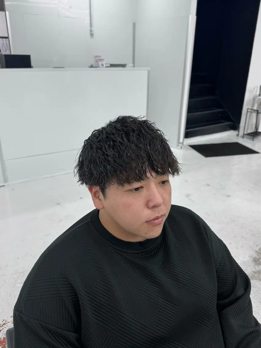 パーマ メンズ メンズパーマ メンズツイストパーマ ツイストパーマ カット パーマ 柏メンズカットパーマ NO.1タイチのヘアスタイル