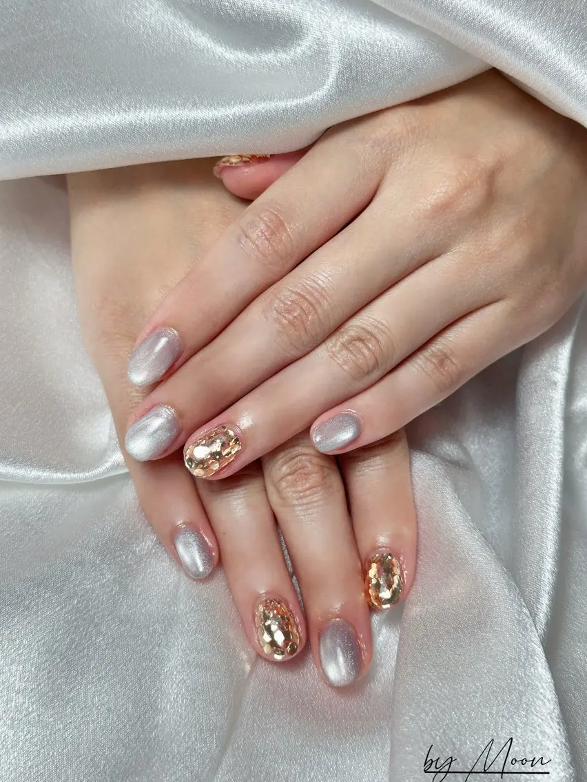 ネイル キラキラネイル ラメ(グリッター) Moon Nailsのネイルデザイン
