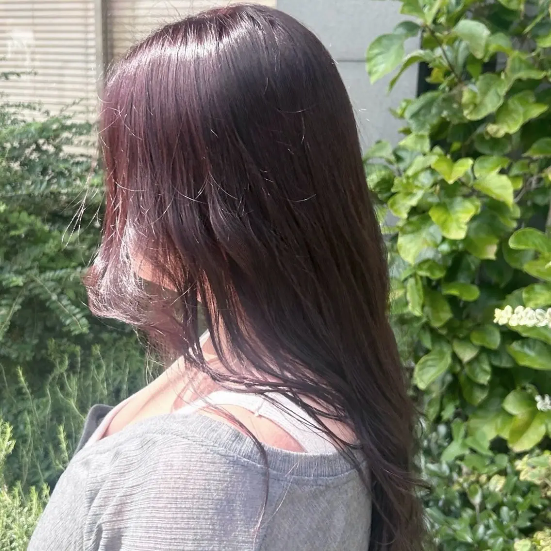 カラー 栄 こずえのヘアスタイル
