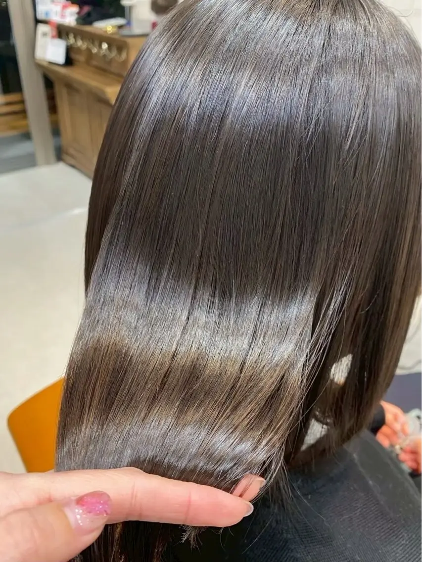 セミロング 縮毛矯正 小林 駿のヘアスタイル