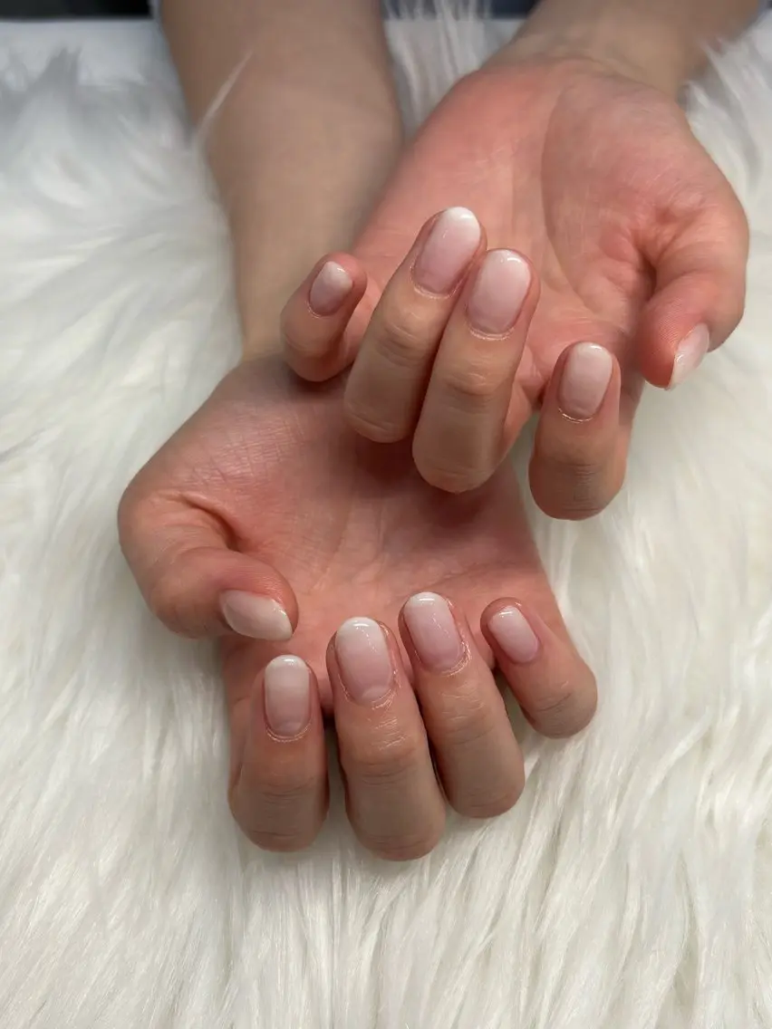 ネイル SHIORI ⭐︎のネイルデザイン