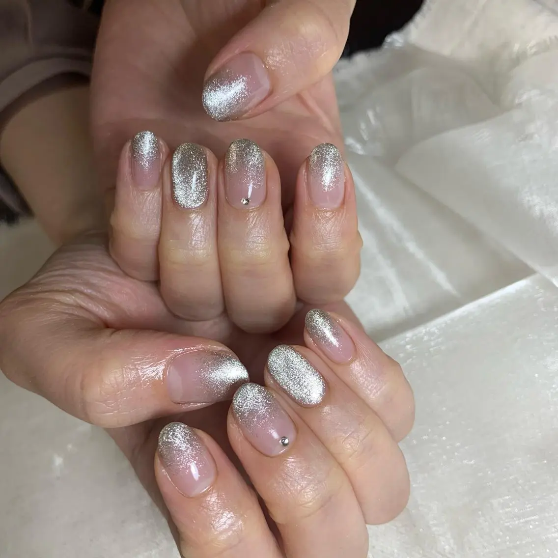 ネイル 里見 麗のネイルデザイン