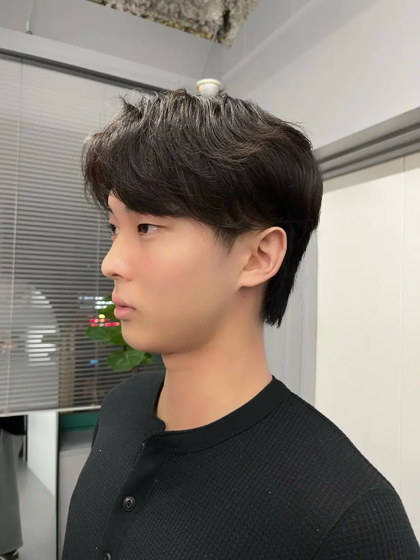 メンズ メンズパーマ アイカ🐺 メンズ韓国ヘアのヘアスタイル