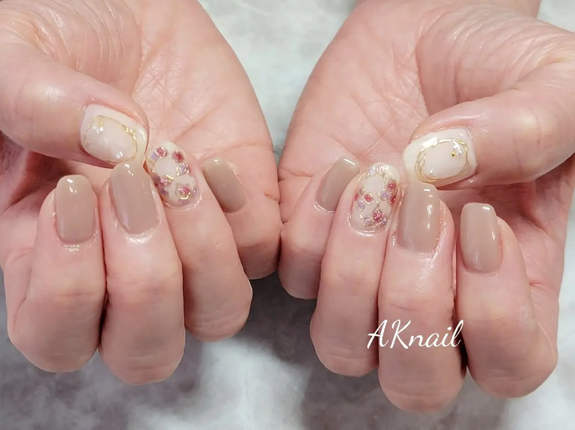 ネイル シンプルネイル ネイル&巻き爪サロン AKnailのネイルデザイン