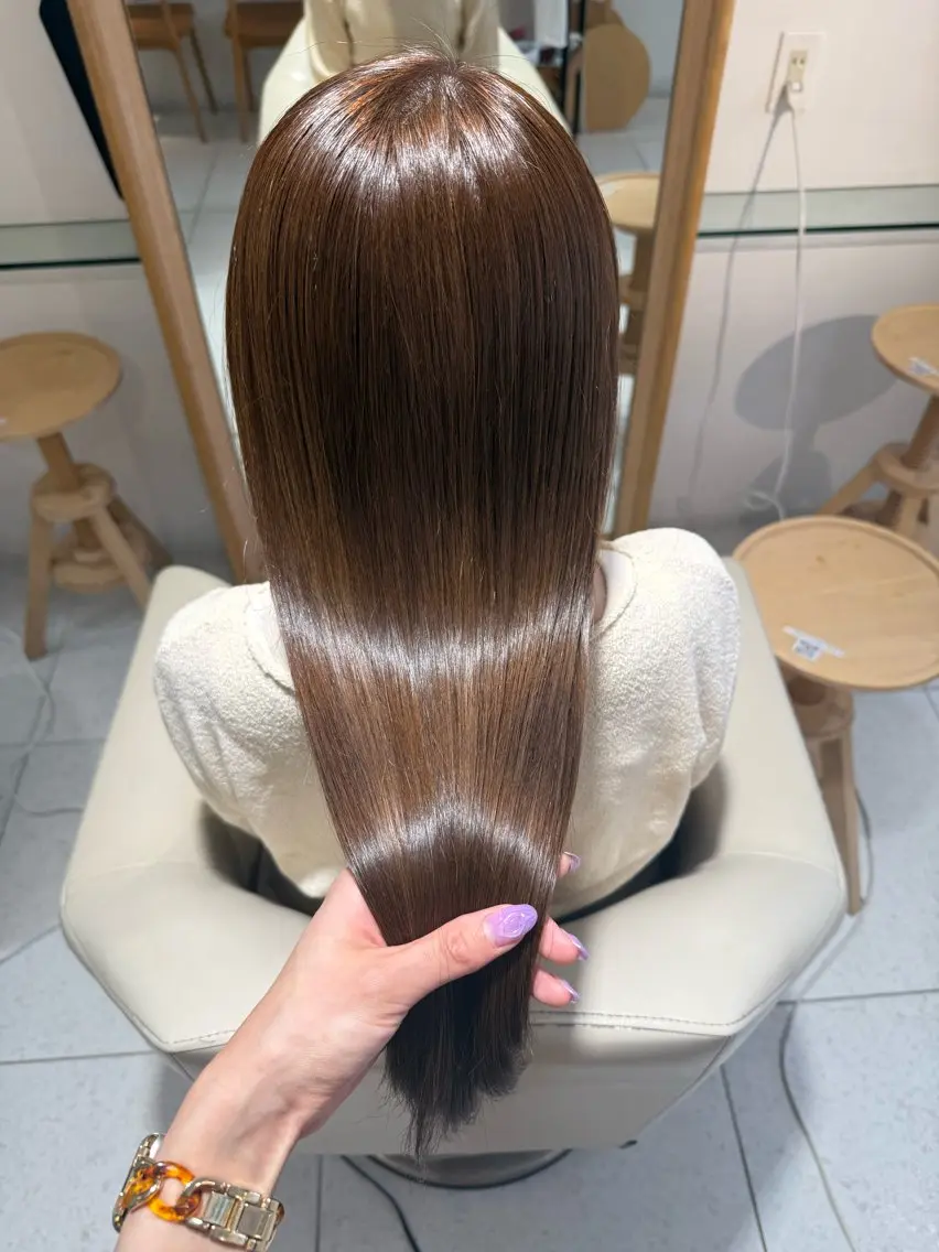 ロング カラー ヘアカラー トリートメント 安永 涼のヘアスタイル