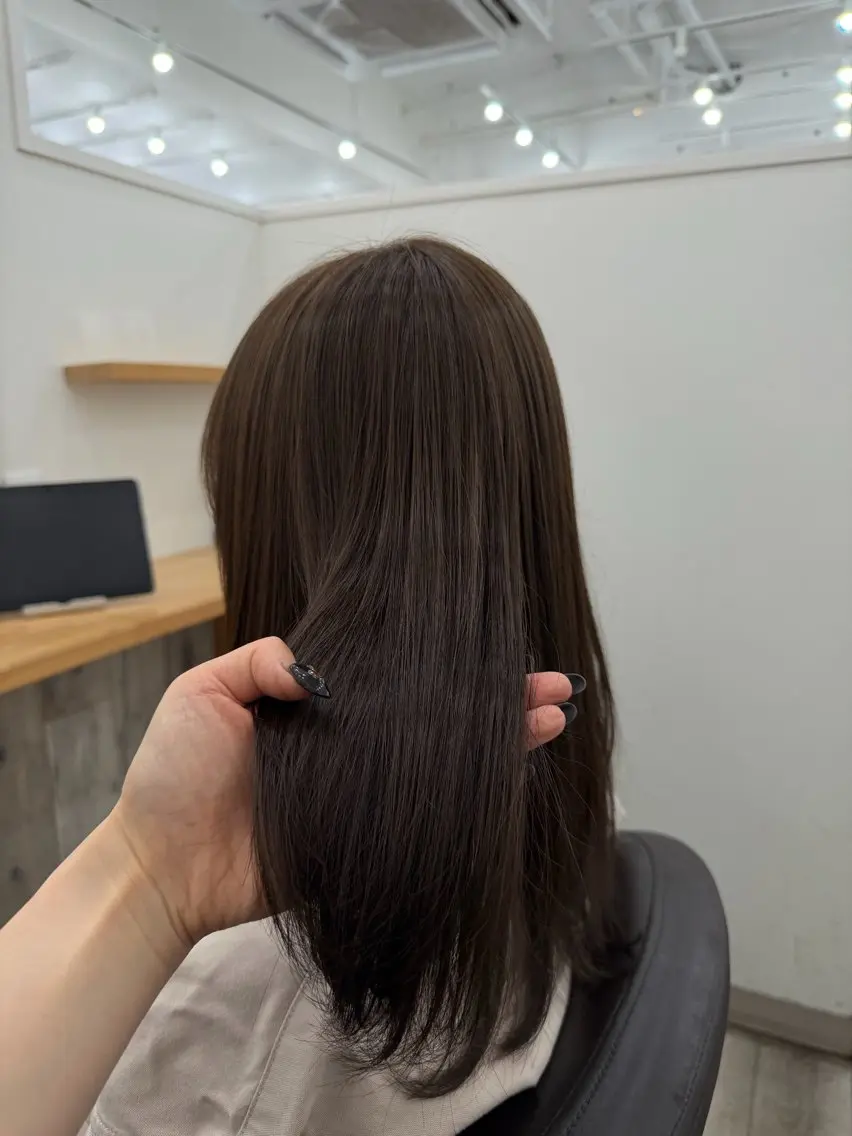 セミロング カラー あおい 練習モデル無料のヘアスタイル