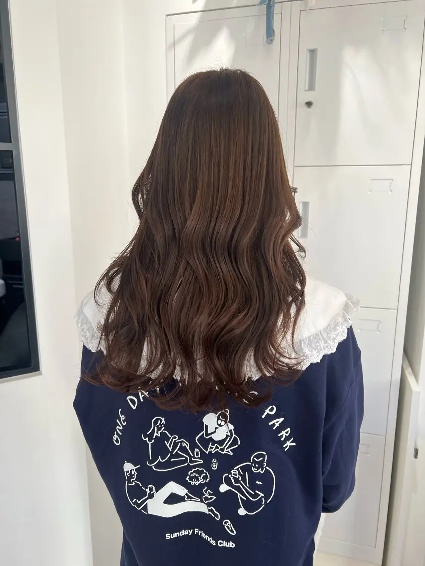 ロング カラー ベージュカラー ブラウンカラー ハイトーンカラー ヘアカラー 黒阪 なみのヘアスタイル