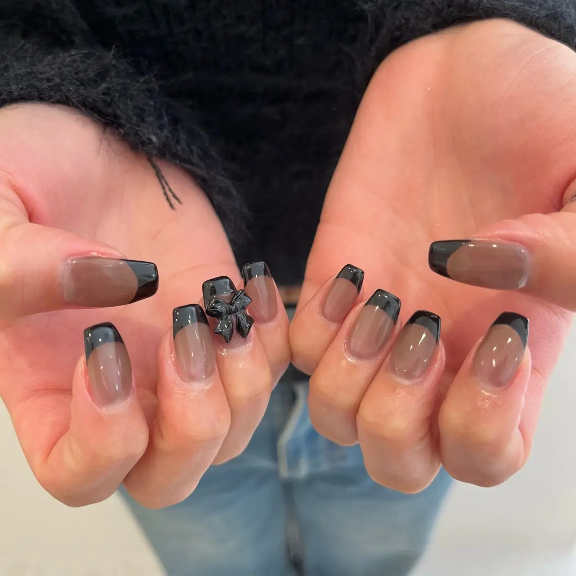 ネイル フレンチネイル リボン ハンドネイル 杏花梨 ROCCOnailのネイルデザイン